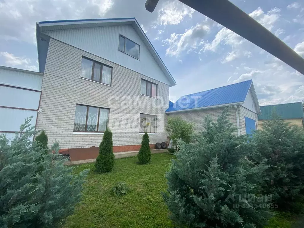 Дом в Краснодарский край, Динской район, с. Красносельское, Молодежный ... - Фото 1