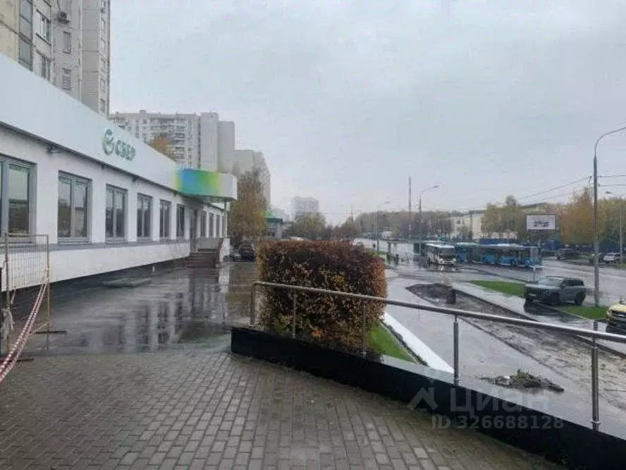 Торговая площадь в Москва Старокачаловская ул., 1К1 (406 м) - Фото 2