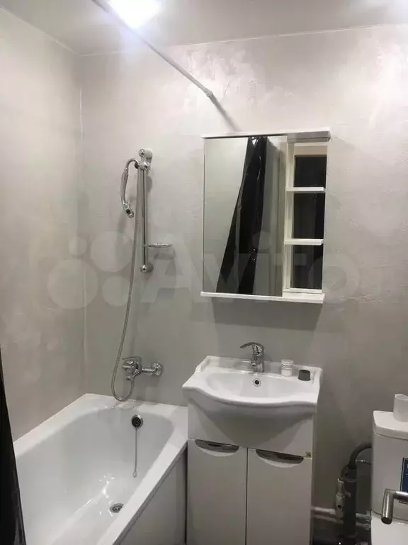 1-к. квартира, 50 м, 6/10 эт. - Фото 1