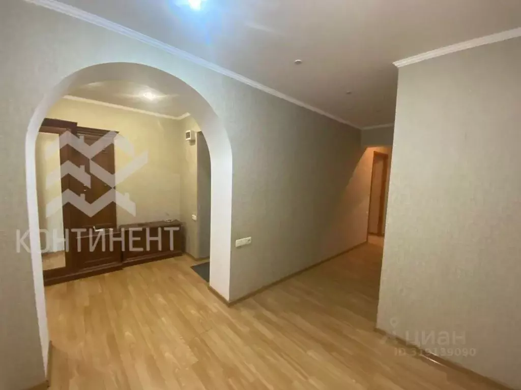 2-к кв. Крым, Саки ул. Кузнецова, 18 (87.0 м) - Фото 1