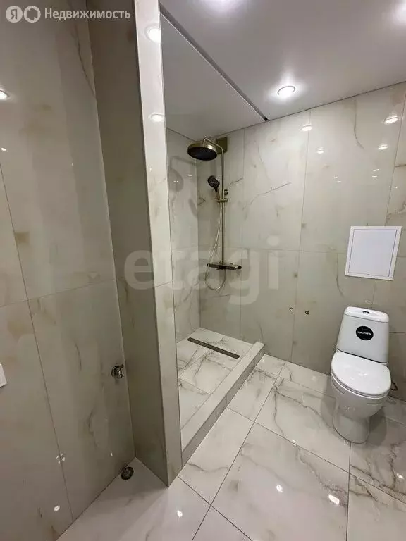 4-комнатная квартира: Альметьевск, улица Радищева, 1 (61 м) - Фото 2