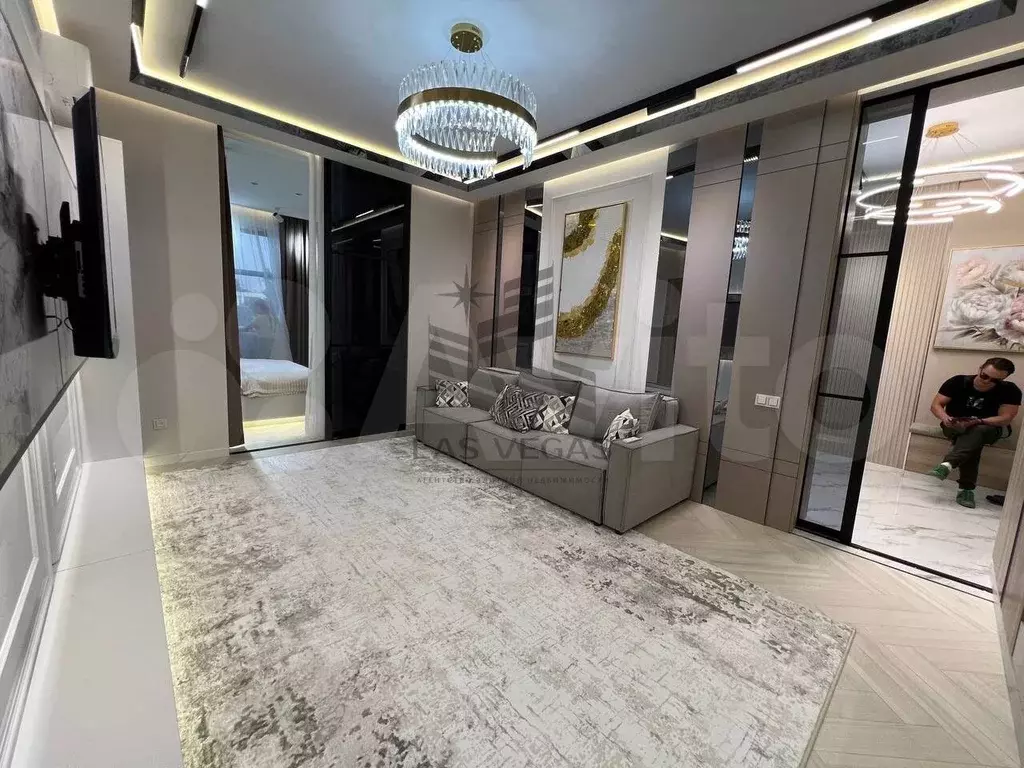 2-к. квартира, 80 м, 9/17 эт. - Фото 1