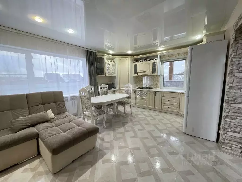 Дом в Архангельская область, Котлас Совхозная ул., 7 (104 м) - Фото 1