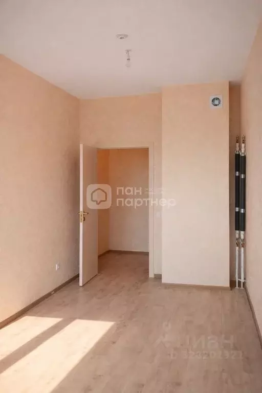 3-к кв. Ленинградская область, Сясьстрой Волховский район, ул. Карла ... - Фото 2