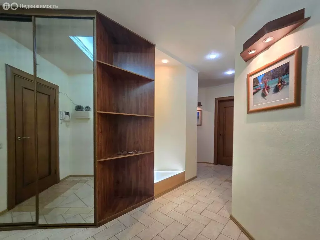 3-комнатная квартира: Нижний Новгород, Славянская улица, 21 (93 м) - Фото 1