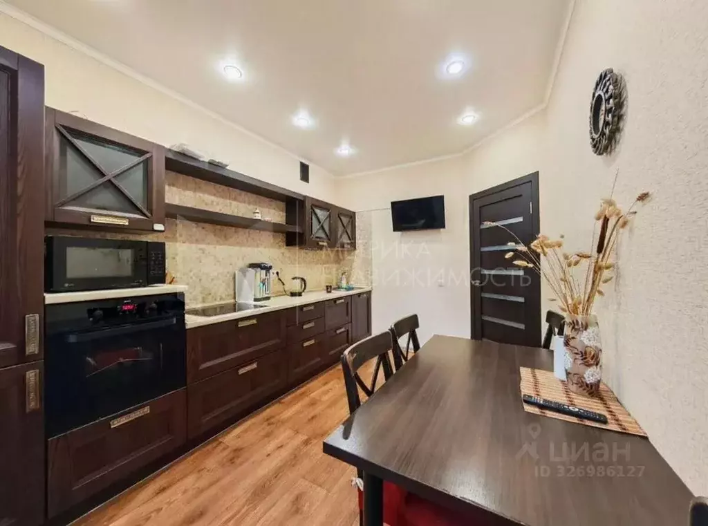 2-к кв. Тюменская область, Тюмень Широтная ул., 169 (63.9 м) - Фото 1