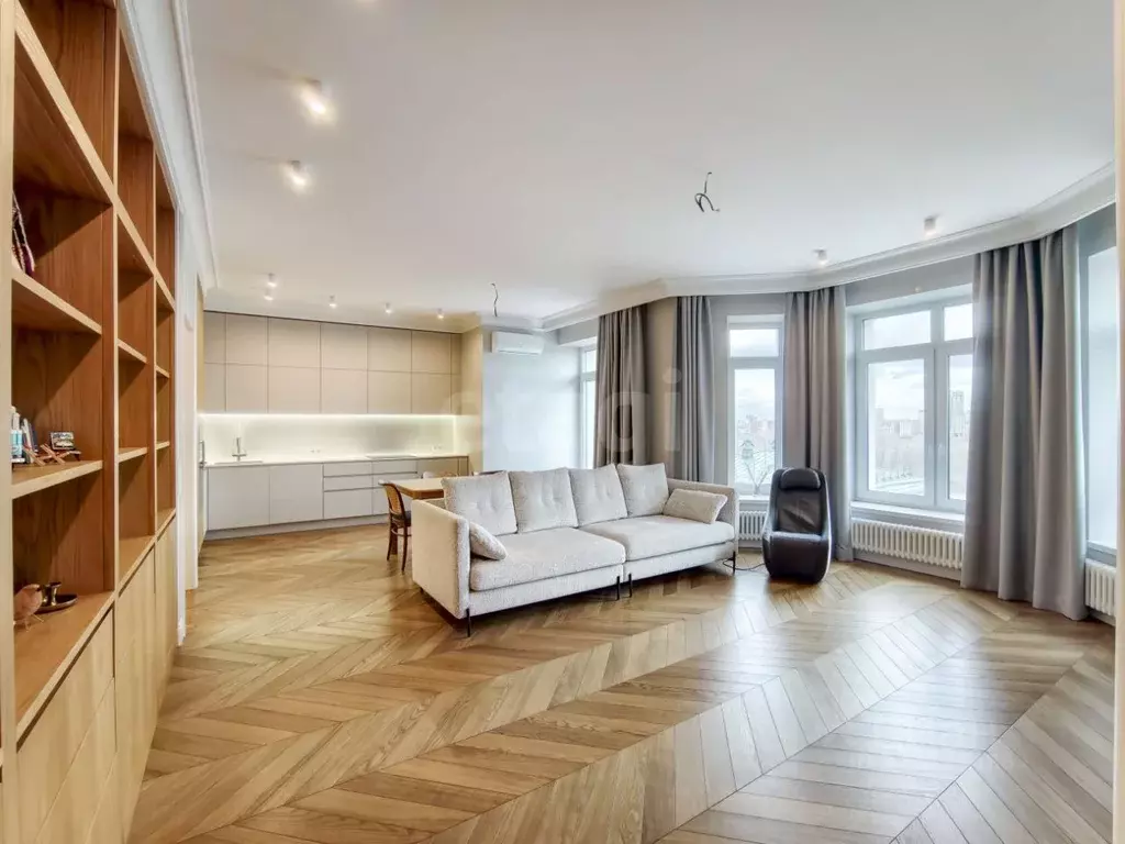 2-к кв. Тюменская область, Тюмень ул. 25 Октября, 34 (110.0 м) - Фото 1