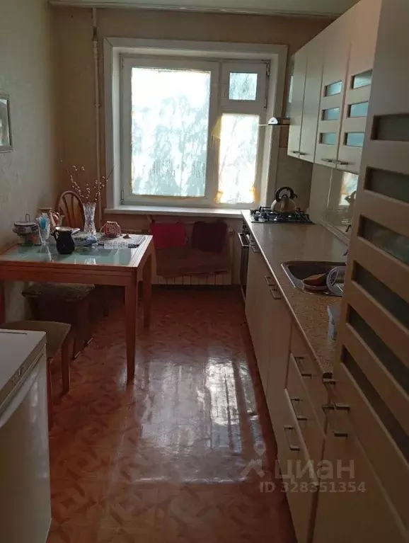 2-к кв. Саха (Якутия), Якутск ул. Дзержинского, 15 (50.0 м) - Фото 1