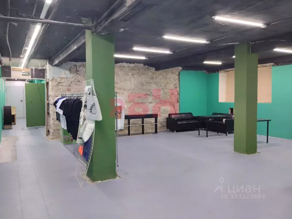 Помещение свободного назначения в Свердловская область, Екатеринбург ... - Фото 1