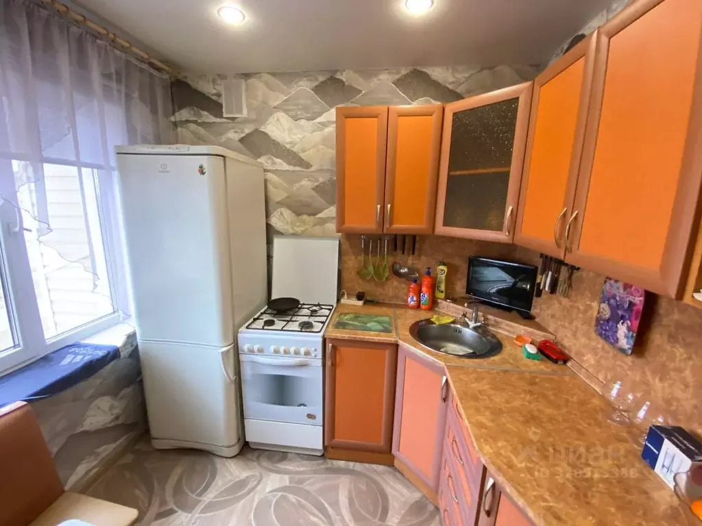 2-к кв. Иркутская область, Ангарск 10-й мкр, 36 (42.0 м) - Фото 2