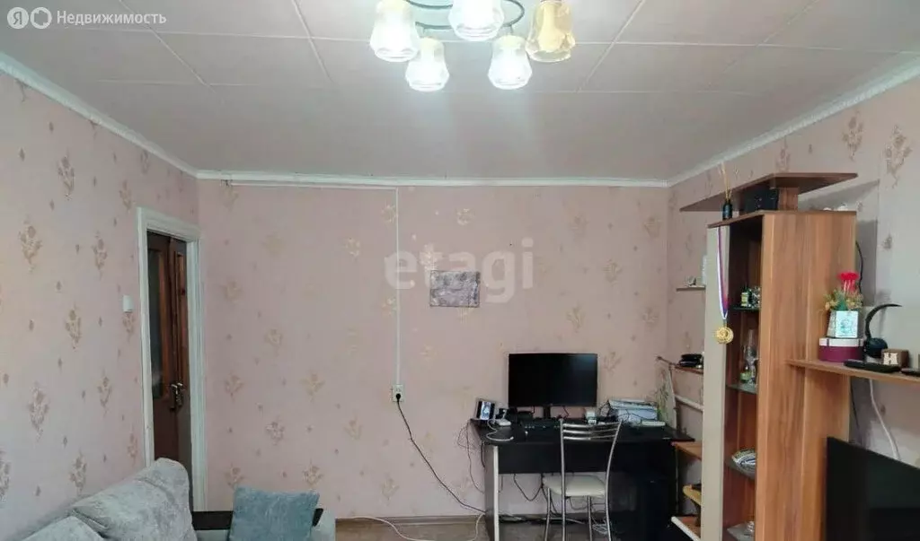 3-комнатная квартира: Джанкой, Восточная улица, 121 (66 м) - Фото 1