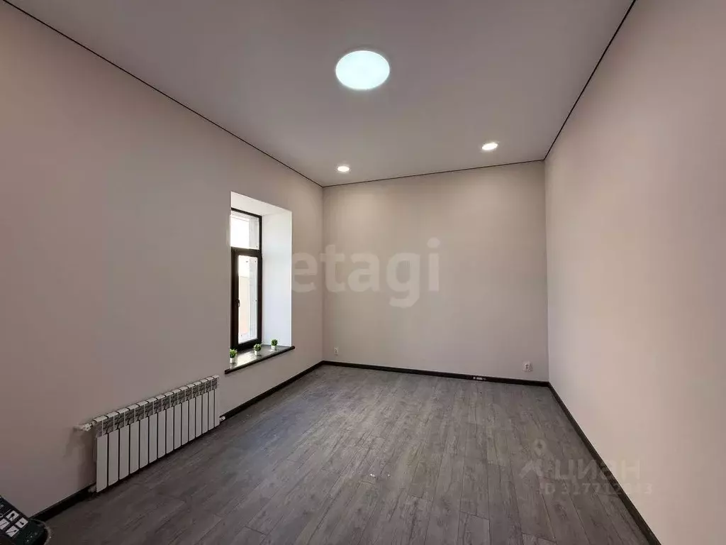 Офис в Крым, Симферополь ул. Желябова (105 м) - Фото 0