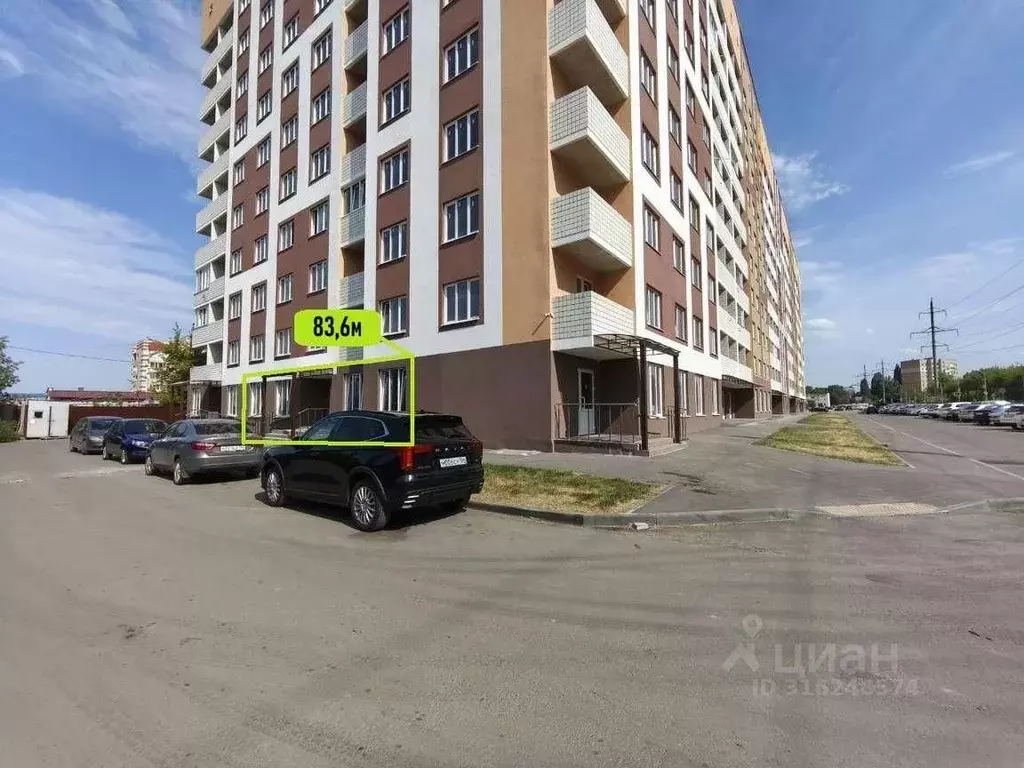 Помещение свободного назначения в Саратовская область, Саратов Лунная ... - Фото 1