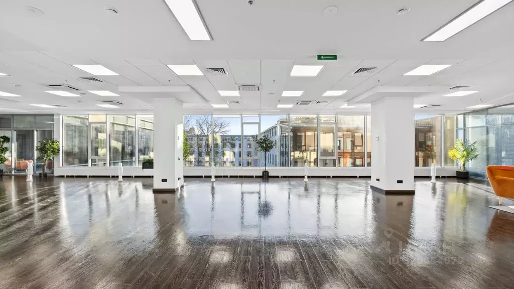 Офис в Санкт-Петербург ул. Чапаева, 15к2В (767 м) - Фото 2