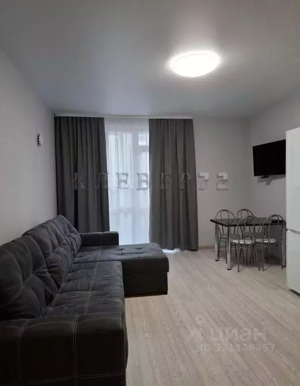 Студия Тюменская область, Тюмень ул. 2-я Луговая, 22к3 (27.1 м) - Фото 1