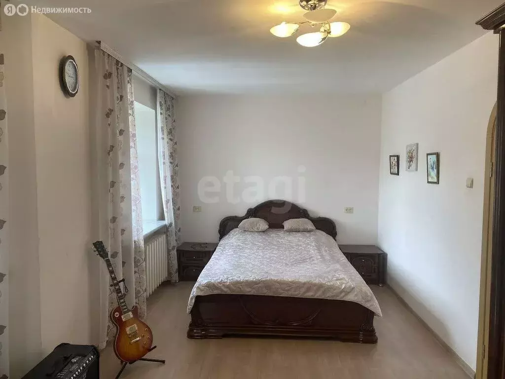 2-комнатная квартира: Пермь, улица Советской Армии, 6 (74.2 м) - Фото 1