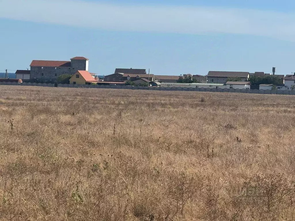 Участок в Крым, Сакский район, Молочненское с/пос, с. Витино ул. ... - Фото 1