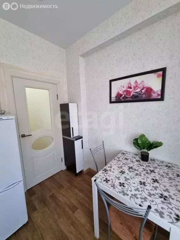 3-комнатная квартира: Торжок, улица Мира, 44 (81 м) - Фото 1