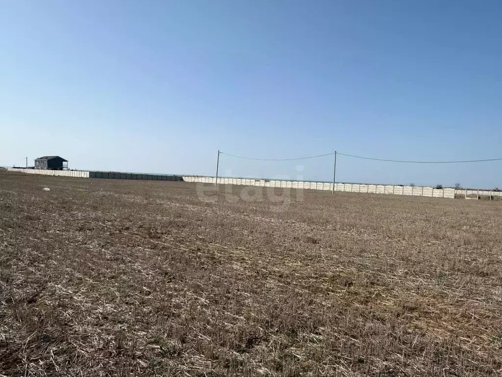 Участок в Крым, Сакский район, с. Молочное  (6.9 сот.) - Фото 1