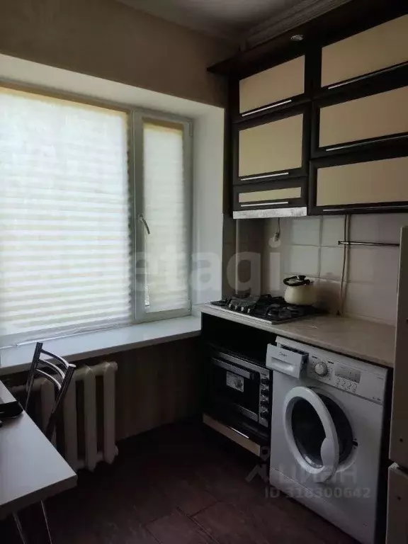 1-к кв. Крым, Симферополь ул. Кечкеметская (32.0 м) - Фото 0