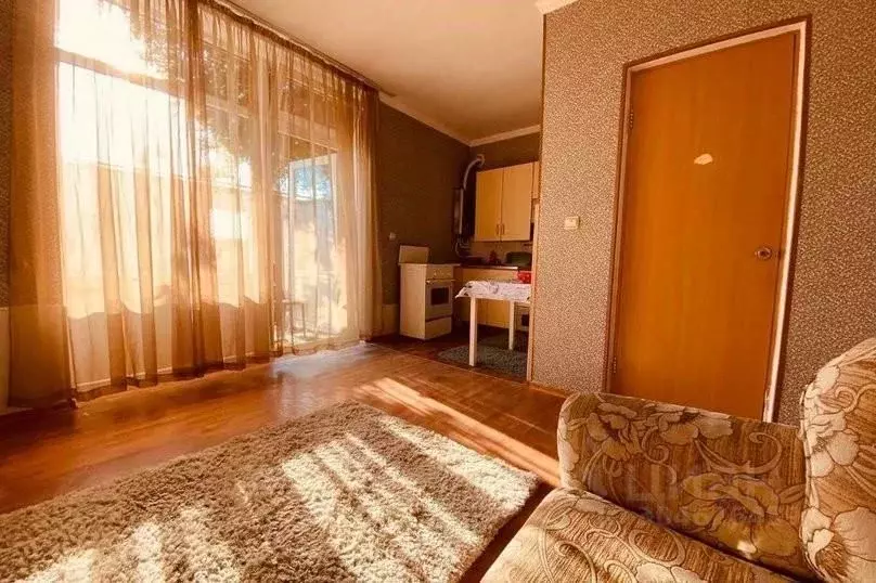 Дом в Крым, Черноморское пгт ул. Луговая, 20Б (50 м) - Фото 1
