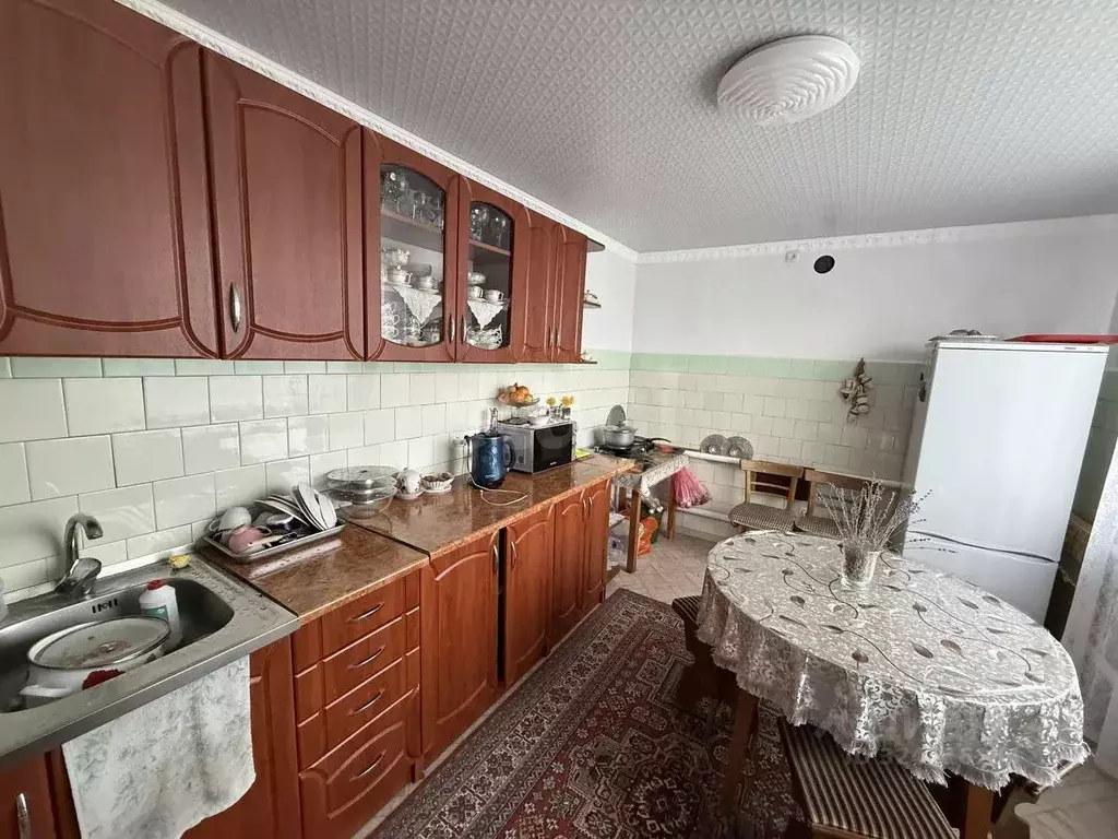 Дом в Крым, Красногвардейский район, Новопокровское с/пос, с. ... - Фото 2