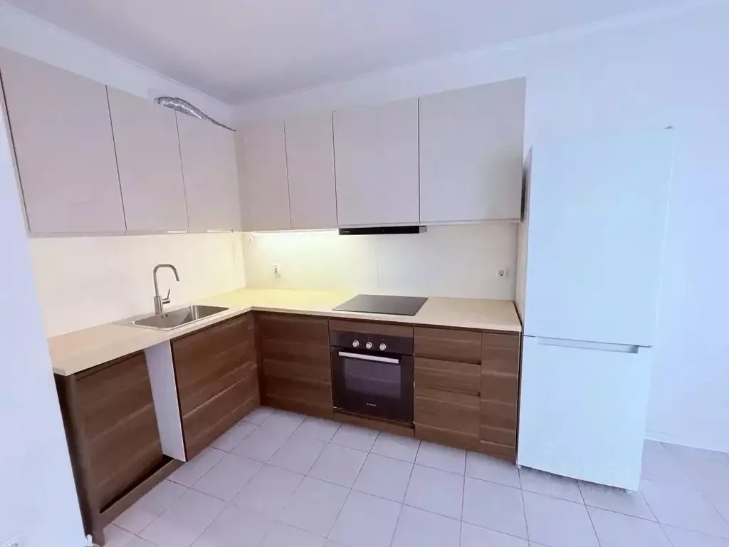 2-к кв. Московская область, Балашиха ул. Реутовская, 14 (69.5 м) - Фото 1