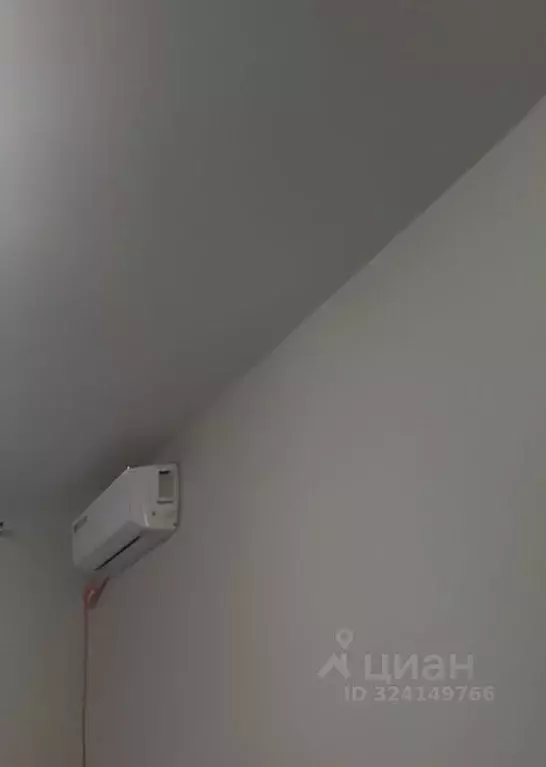 1-к кв. Крым, Керчь ул. Капитана Алиева, 11 (30.0 м) - Фото 2