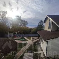 Дом в Камчатский край, Петропавловск-Камчатский ул. Беринга, 98А (70 ... - Фото 1