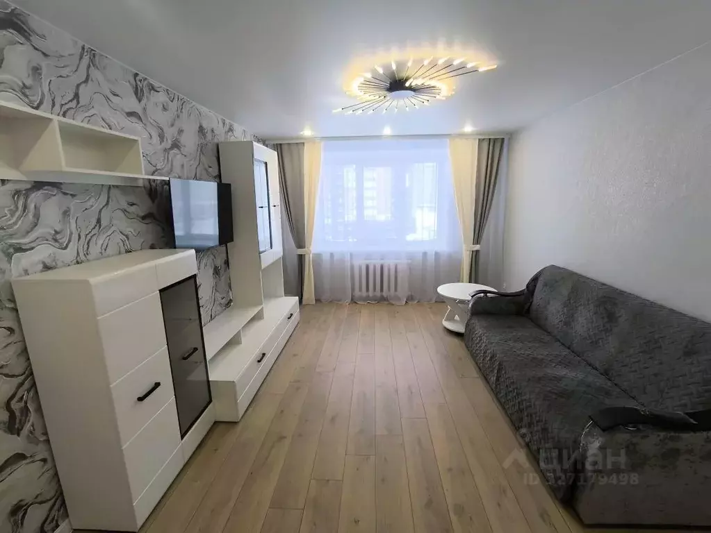 2-к кв. Брянская область, Брянск ул. Горбатова, 33 (60.0 м) - Фото 1