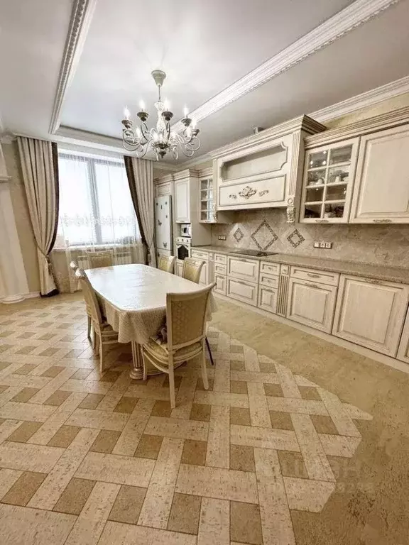 3-к кв. Татарстан, Казань просп. Альберта Камалеева, 28/9 (132.3 м) - Фото 1