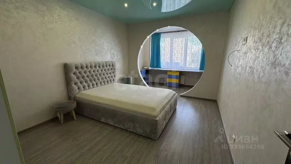 3-к кв. Алтайский край, Барнаул ул. Сергея Ускова, 10 (81.0 м) - Фото 0