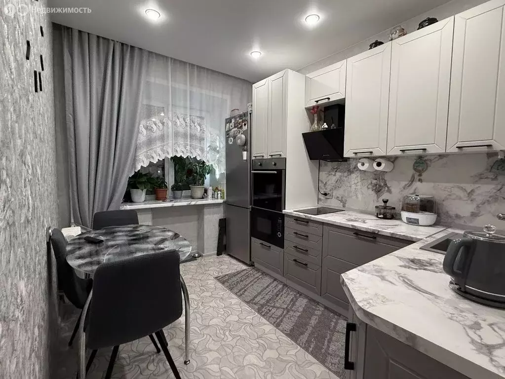 2-комнатная квартира: Нерюнгри, Чурапчинская улица, 48 (52 м) - Фото 2