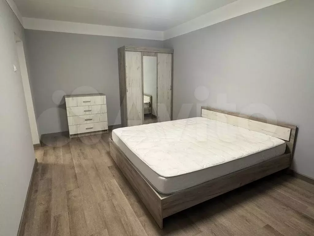 3-к. квартира, 100 м, 3/9 эт. - Фото 0