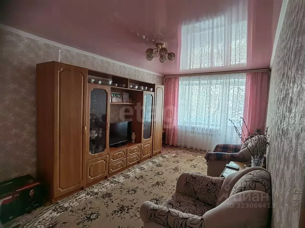 2-к кв. Кемеровская область, Прокопьевск Институтская ул., 92 (64.0 м) - Фото 1