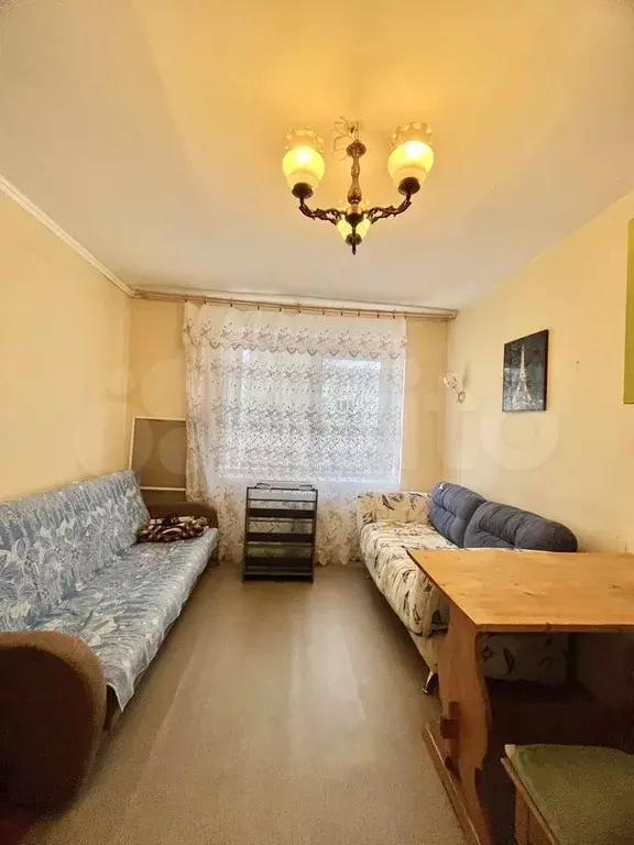 Комната 12,1 м в 4-к., 3/5 эт. - Фото 1