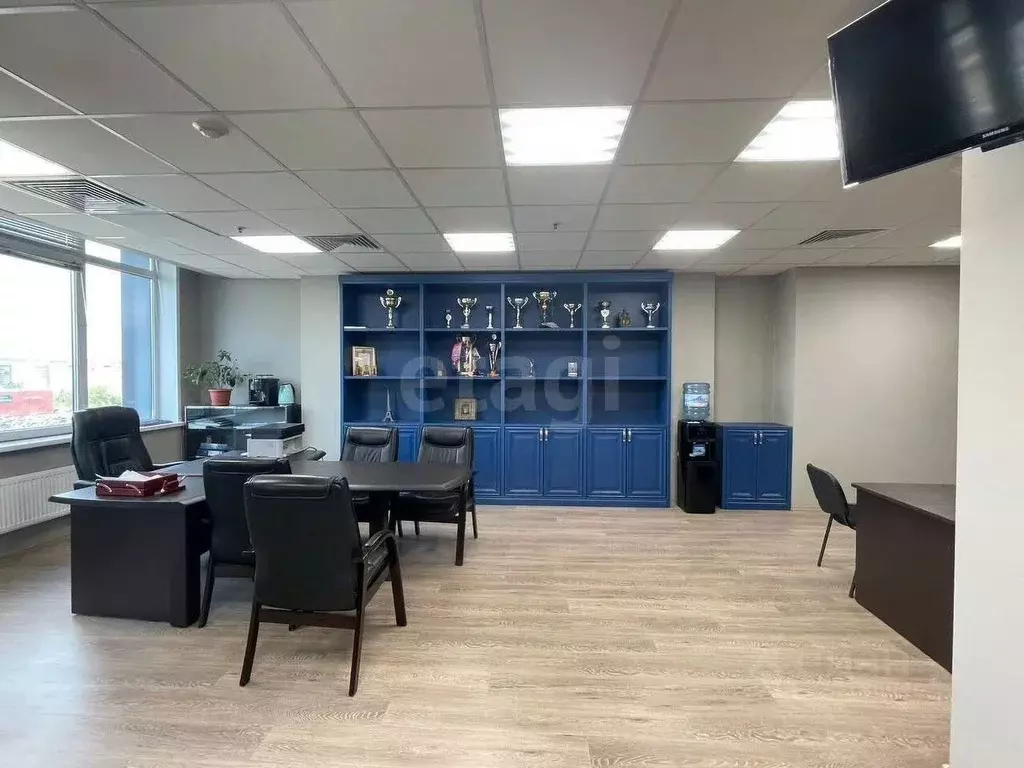 Офис в Красноярский край, Красноярск ул. Алексеева, 51 (52 м) - Фото 1