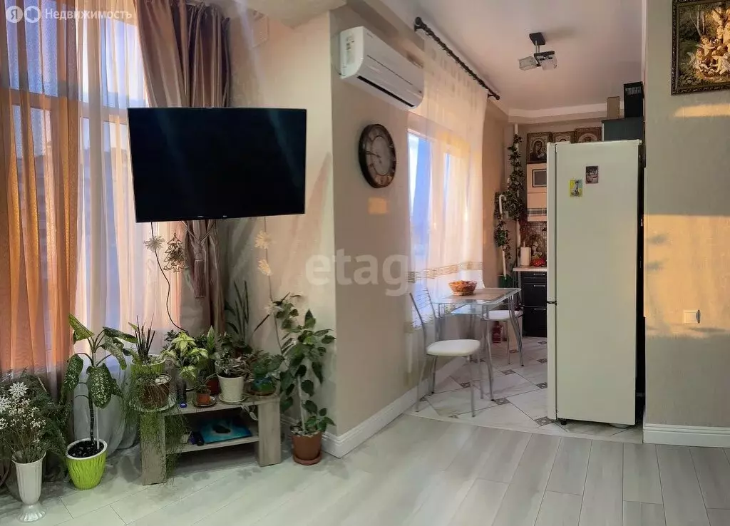 2-комнатная квартира: Адлер, Троицкая улица, 31/11 (44.1 м) - Фото 0