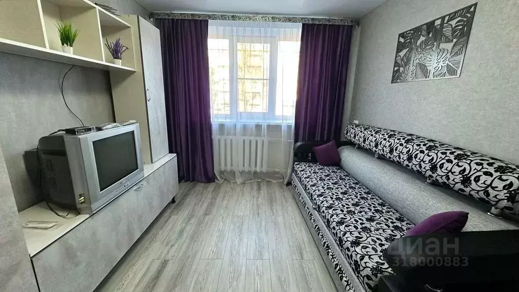 1-к кв. Новгородская область, Старая Русса Профсоюзная ул., 4 (30.0 м) - Фото 0