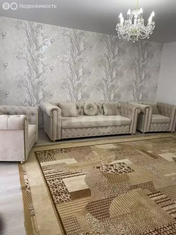 3-комнатная квартира: Барнаул, улица Сергея Семёнова, 14 (98.5 м) - Фото 2