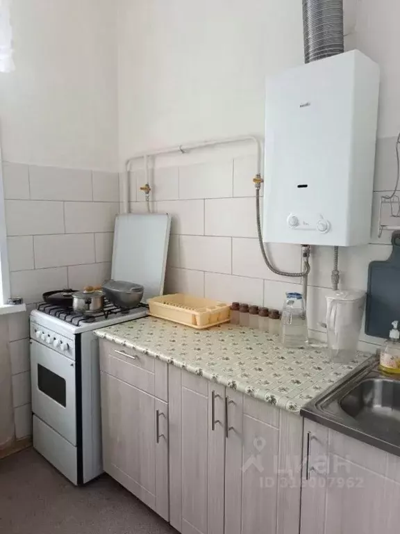 2-к кв. Нижегородская область, Нижний Новгород ул. 50-летия Победы, 19 ... - Фото 0