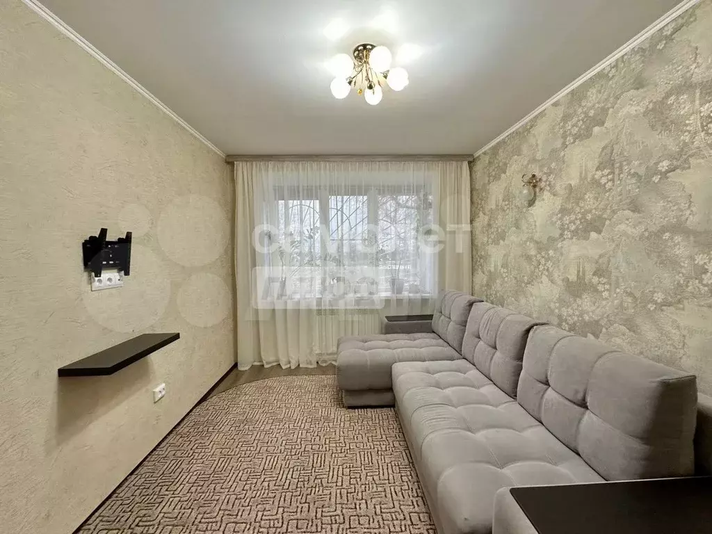 2-к. квартира, 38 м, 1/3 эт. - Фото 0