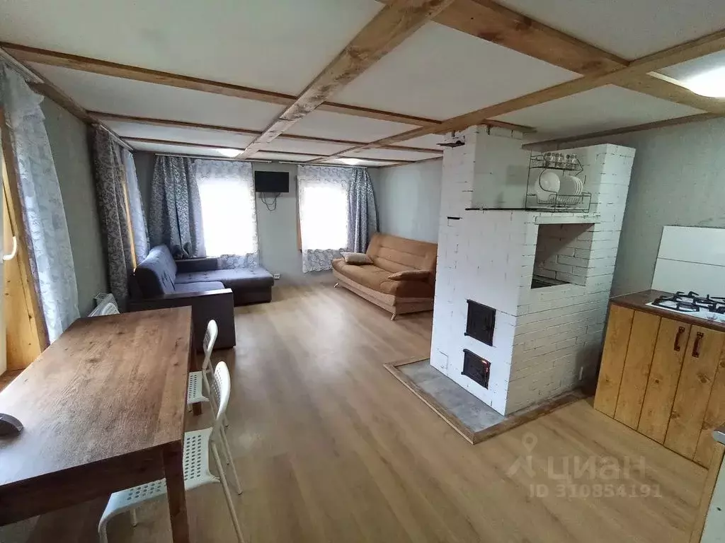 Дом в Тверская область, Торопец ул. Кутузова, 27 (40 м) - Фото 1