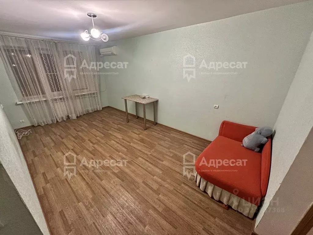3-к кв. Волгоградская область, Волгоград ул. Льва Толстого, 1 (60.0 м) - Фото 0