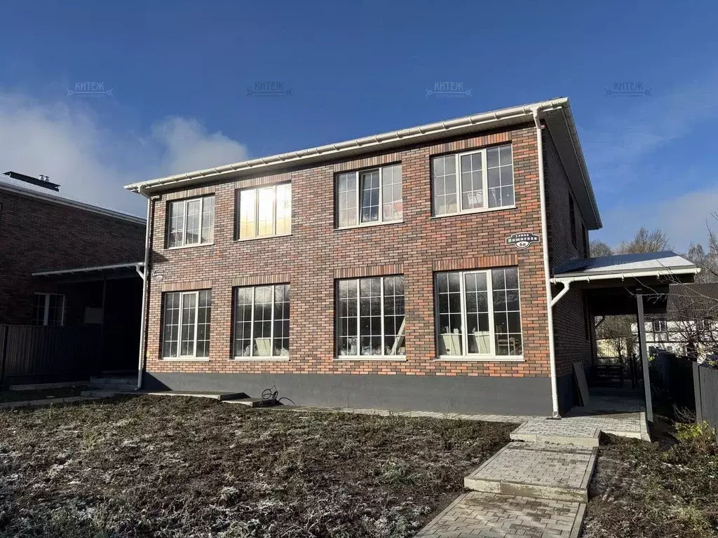 3-к кв. Калужская область, Калуга ул. Вишневая, 3В (132.0 м) - Фото 2