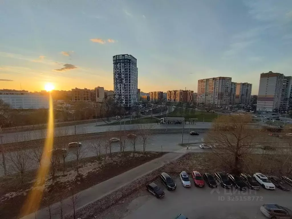 1-к кв. Татарстан, Казань ул. Коммунаров, 2 (40.2 м) - Фото 2