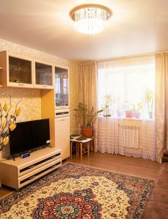 1-к кв. Татарстан, Казань ул. Интернациональная, 25А (42.97 м) - Фото 1