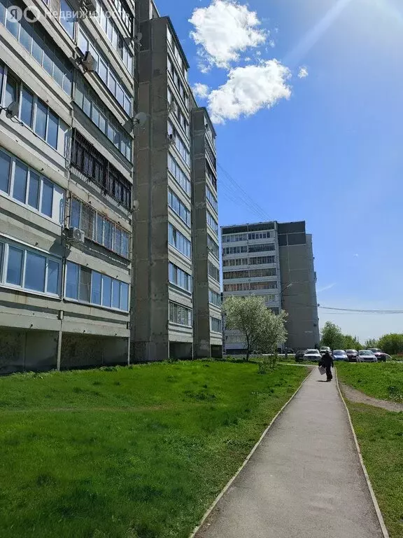 2-комнатная квартира: Каменск-Уральский, улица Суворова, 33 (50.4 м) - Фото 0