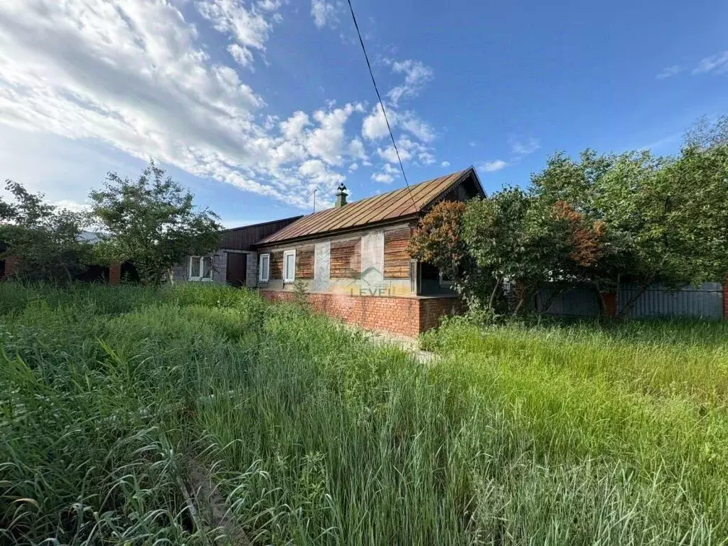 Дом в Саратовская область, с. Пристанное ул. Советская, 10 (80 м) - Фото 0