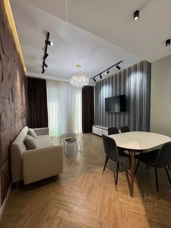 2-к кв. Татарстан, Казань просп. Альберта Камалеева, 32Б (60.0 м) - Фото 1